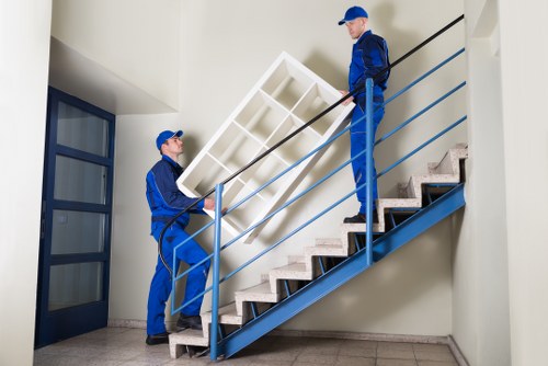 Removal van and movers serving homes in Dulwich